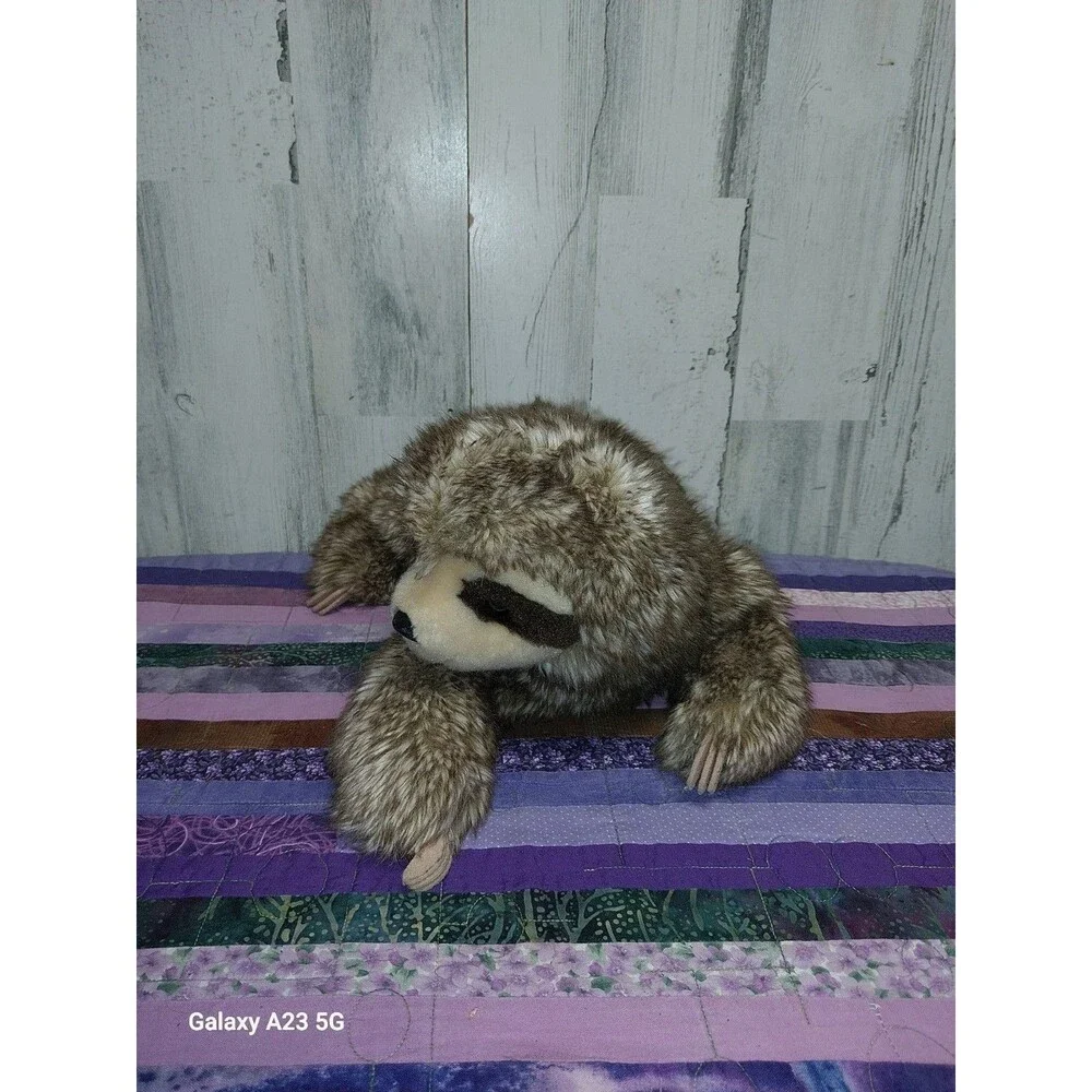 Douglas simona sloth